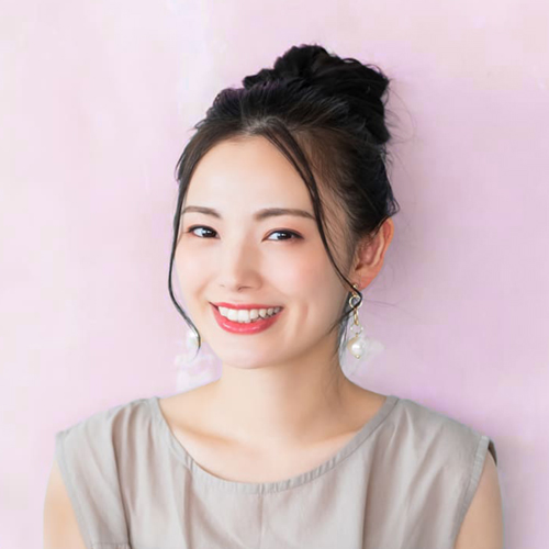 モーダル 女性